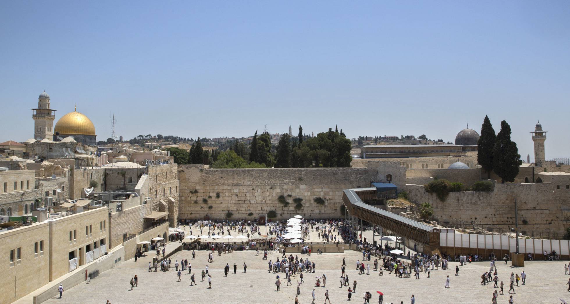 ISRAEL SIGUE APOSTANDO POR EL MURO DE LA INCONVIVENCIA