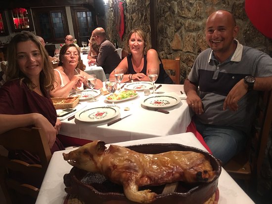 EN ESPAÑA CRECE EL GASTO MEDIO POR HOGAR, SÍ, PERO EN RESTAURANTES Y MÓVILES
