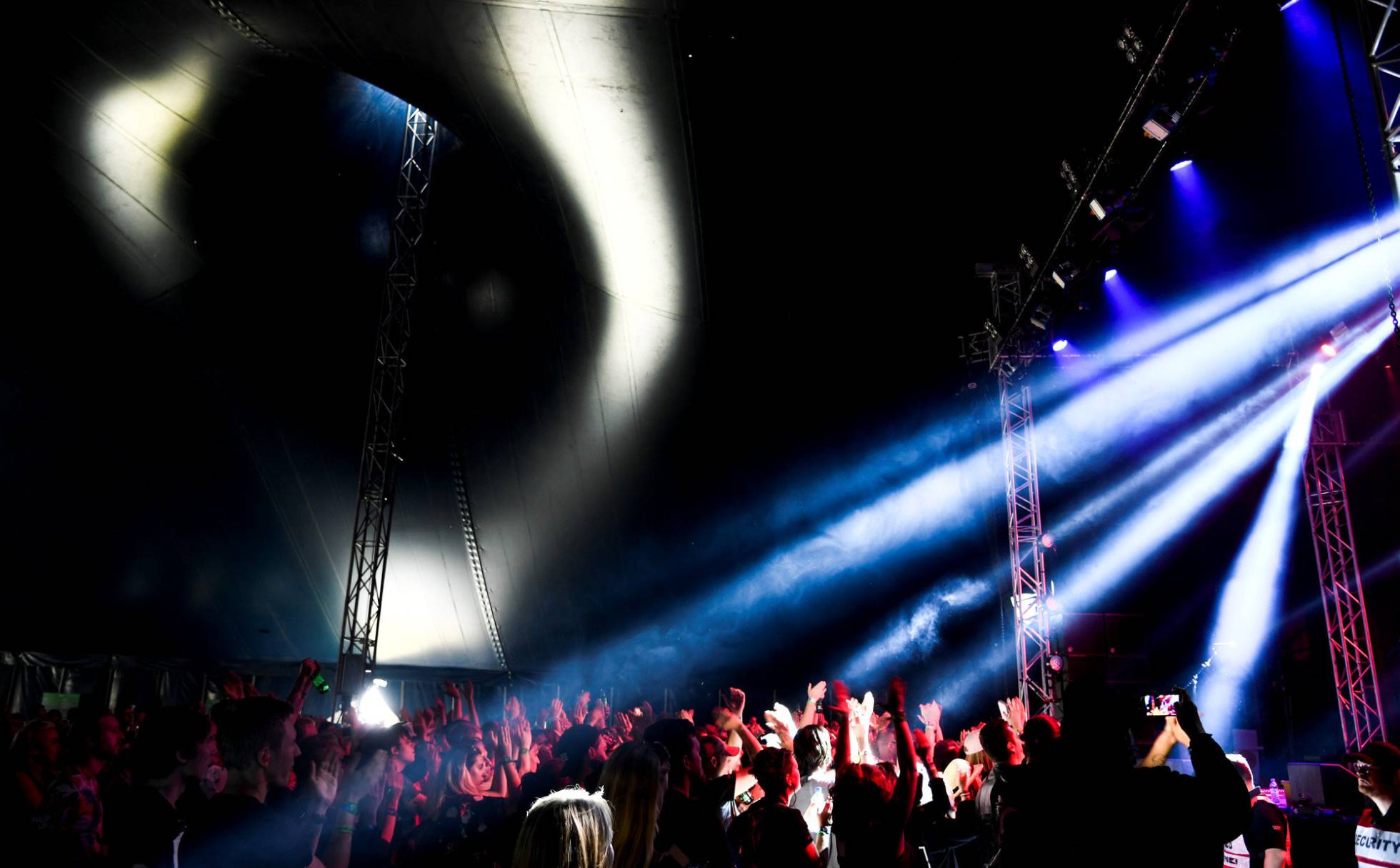 VIOLACIONES Y ABUSOS SEXUALES EN UN FESTIVAL EN SUECIA