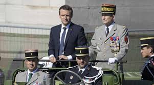 DIMITE EL JEFE DEL ESTADO MAYOR FRANCES