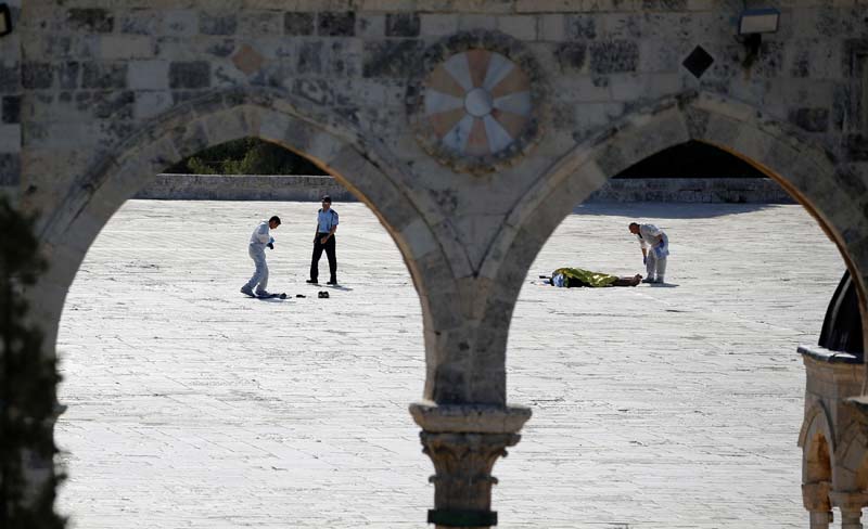 TRES PALESTINOS MUERTOS HOY, VIERNES DE ORACION