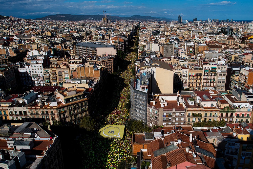 EL "PROCÉS" (CAPÍTULO 11/09): GRAN MANIFESTACIÓN EN BARCELONA POR LA DIADA
