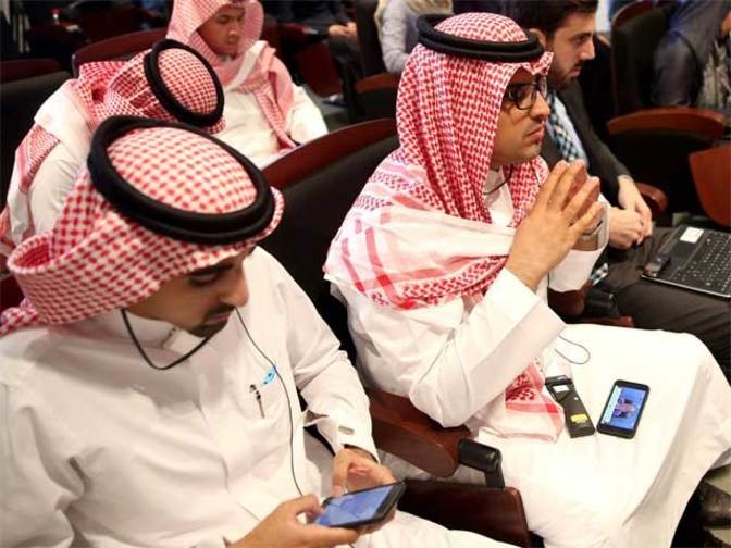 LA MUY DEMOCRÁTICA ARABIA SAUDÍ ANIMA A LA DELACIÓN DE OPOSITORES