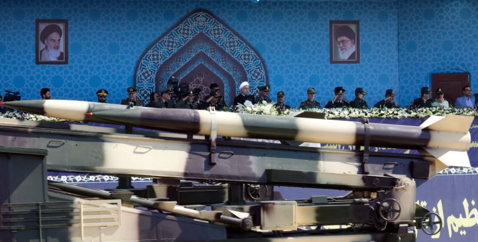 IRÁN PRESENTA SU NUEVO MISIL BALÍSTICO