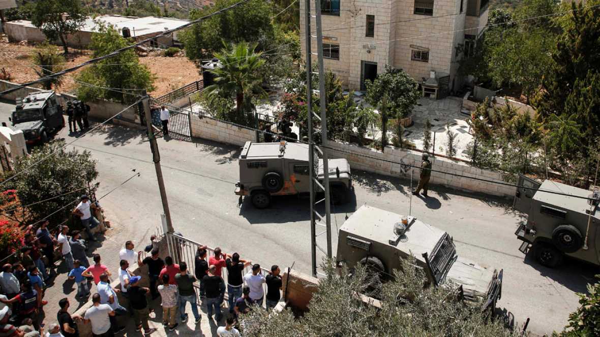 UN PALESTINO MATA A TRES ISRAELITAS EN TERRITORIOS OCUPADOS