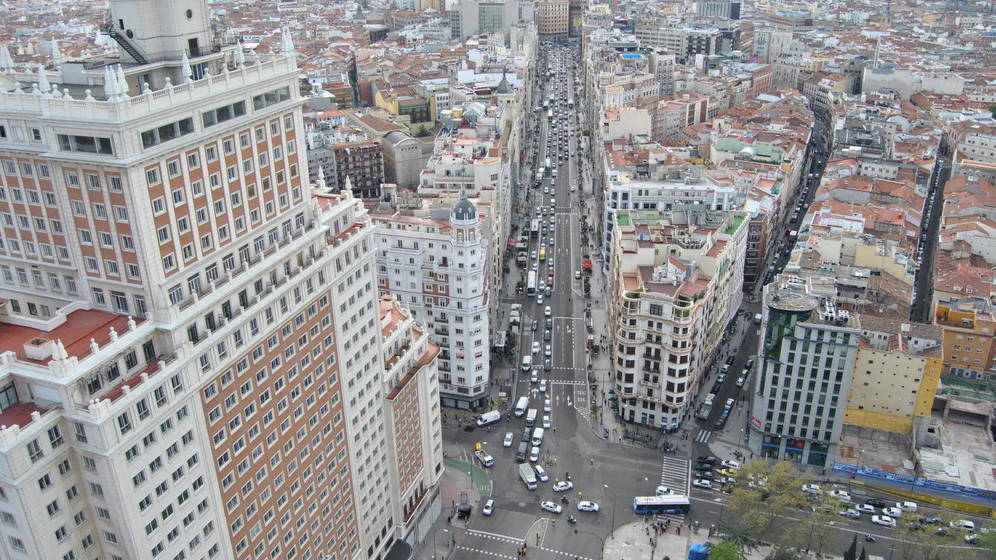NOTICIÓN: LA GRAN VÍA, SEMIPEATONAL