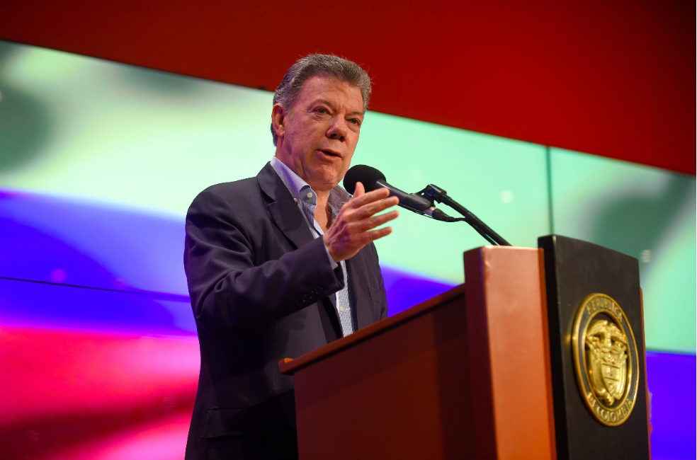 EL SEÑOR SANTOS PIDE ELECCIONES GENERALES EN VENEZUELA