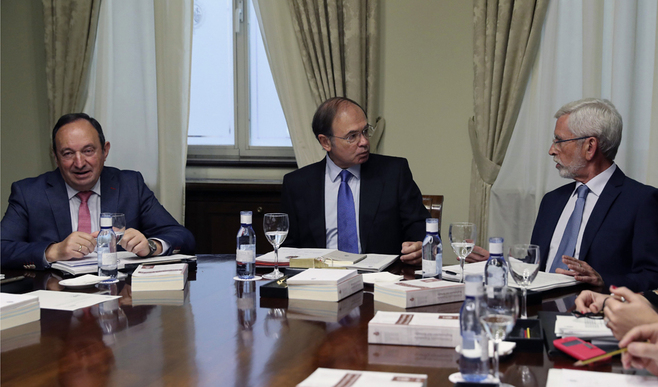 El 'PROCÉS' (CAPÍTULO 24/10): EL SENADO OFRECE A PUIGDEMONT DEBATIR CON EL GOBIERNO SOBRE EL 155