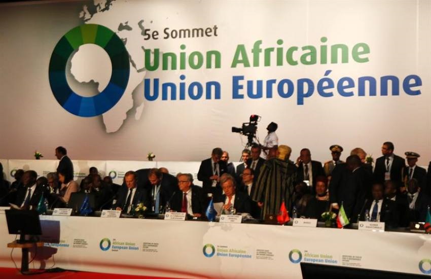 CUMBRE DE LA UNIÓN AFRICANA Y LA UNIÓN EUROPEA PARA EL CONTROL DE MIGRACIONES