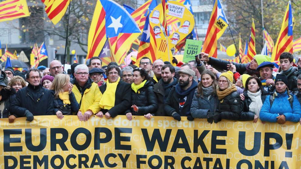 LOS INDEPENDENTISTAS SE VAN A BRUSELAS