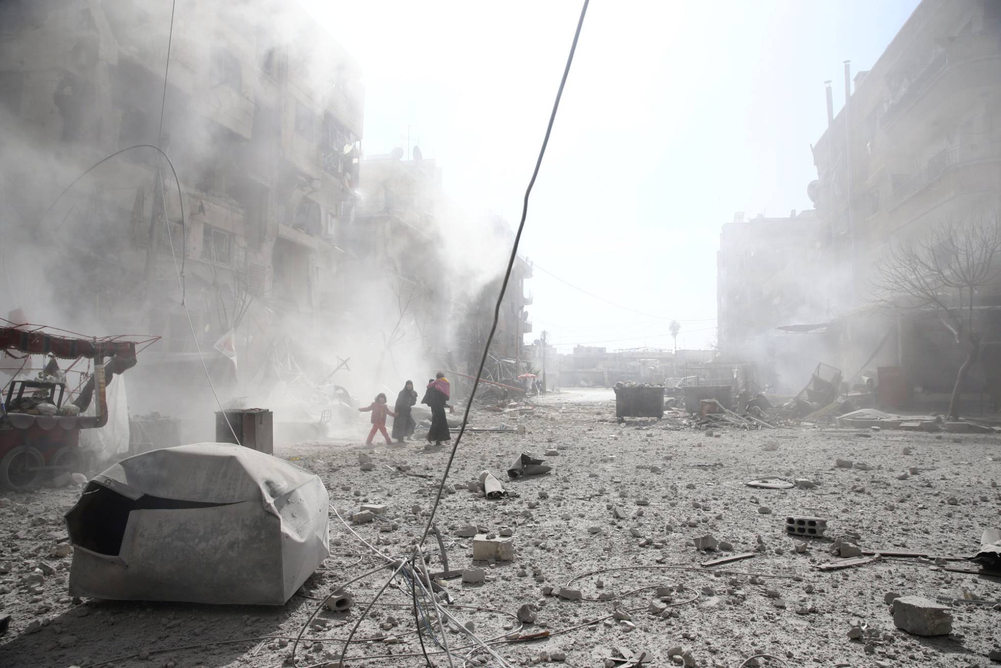 EEUU ATACA Y MATA A MÁS DE UN CENTENAR DE SOLDADOS DE BASHAR AL-ASSAD