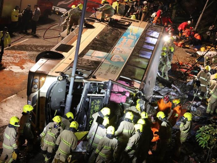 TRÁGICO ACCIDENTE DE AUTOBÚS EN HONG KONG 19:55