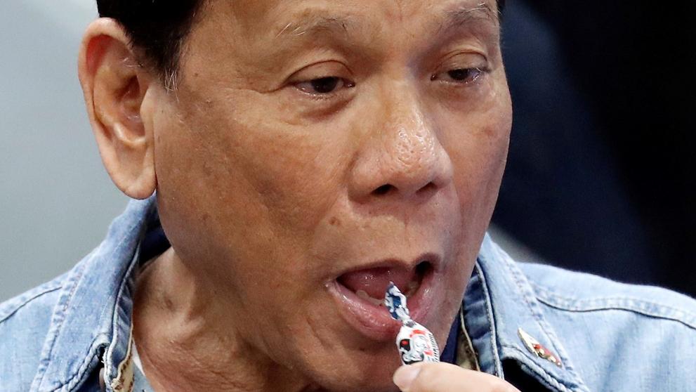 DUTERTE Y LOS CONDONES