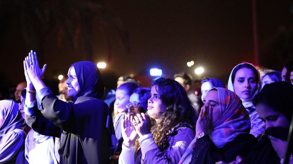ARABIA SAUDÍ: CAMBIOS PEQUEÑOS, LLAMATIVOS Y A RITMO DE JAZZ
