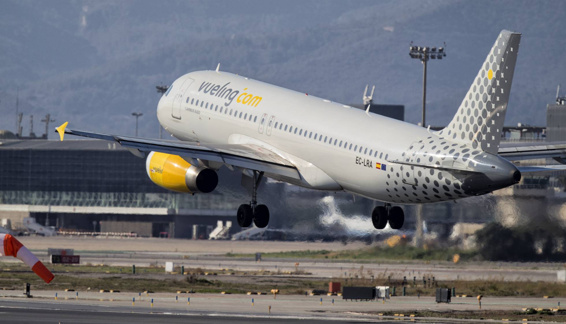 VUELING: HUELGA DE HONOR DE PILOTOS