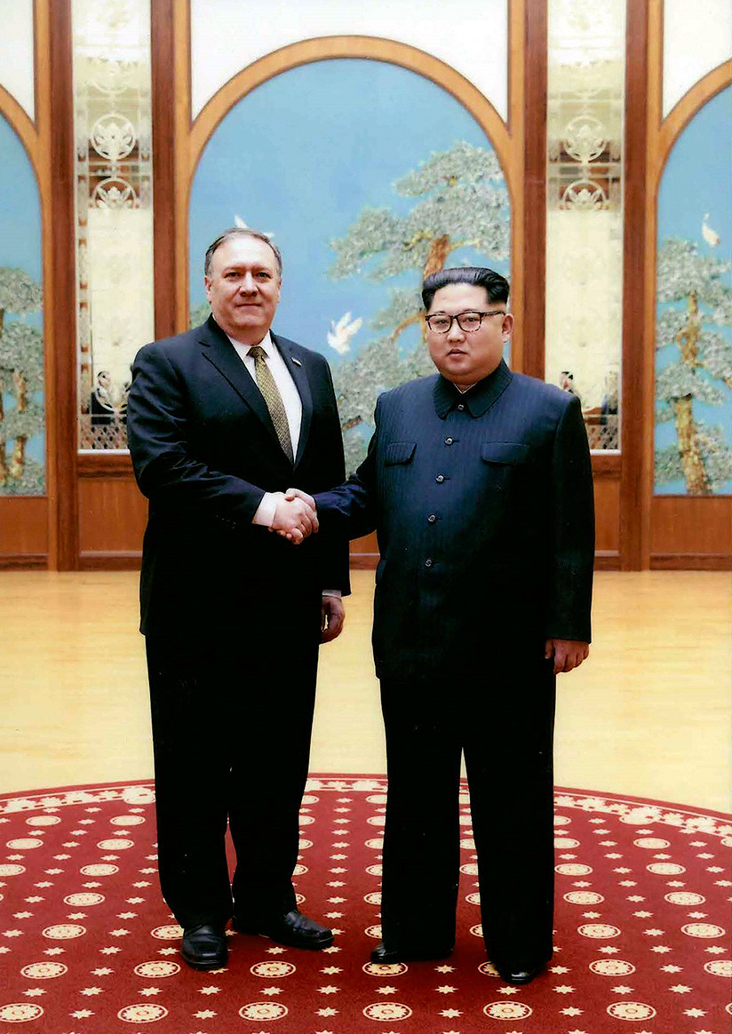 COREA DEL NORTE LIBERA A TRES PRESOS NORTEAMERICANOS