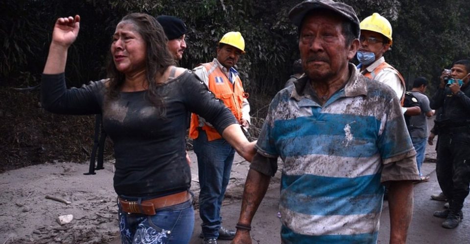 GUATEMALA: 67 PERSONAS MUERTAS POR EL VOLCAN