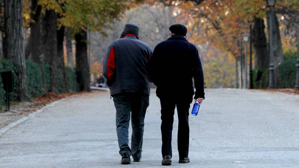 MUEREN MÁS QUE NACEN: CADA VEZ SOMOS MENOS EN ESPAÑA