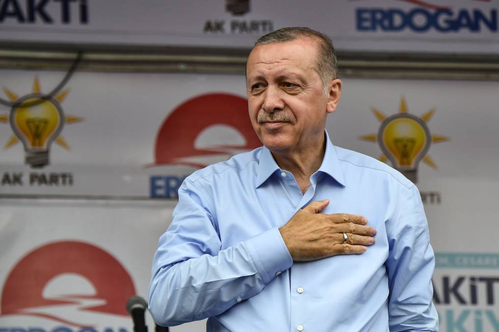 SUPER-PRESIDENTE ERDOGAN