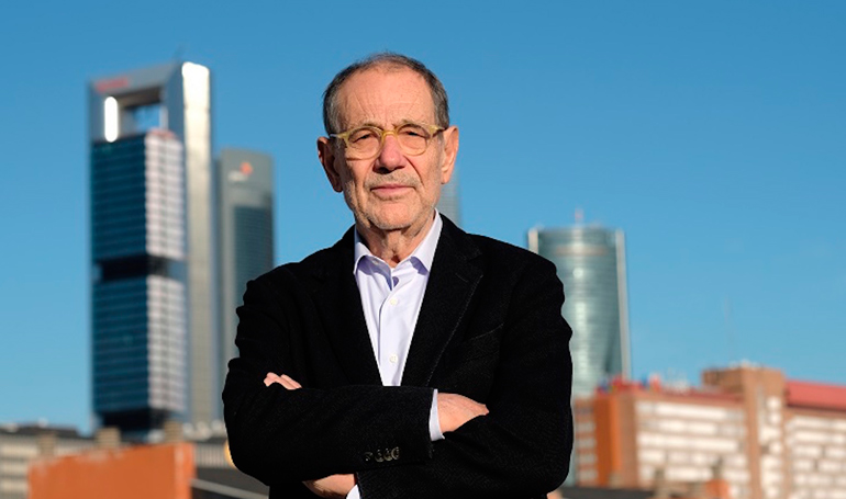 A JAVIER SOLANA NO LE DEJAN ENTRAR EN EEUU