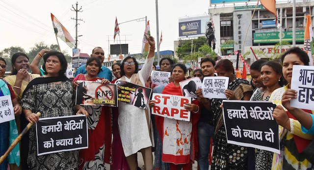 LA SAGRADA INDIA: EL PAÍS MÁS PELIGROSO PARA LA MUJER