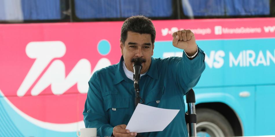 MADURO LLAMA “CULEBRA VENENOSA” A PENCE