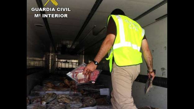 INCINERADOS JAMONES Y EMBUTIDOS IBÉRICOS EN MAL ESTADO