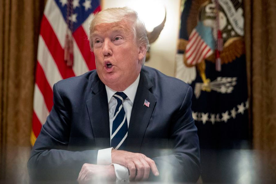 TRUMP SE DESDICE DE LO QUE DICE