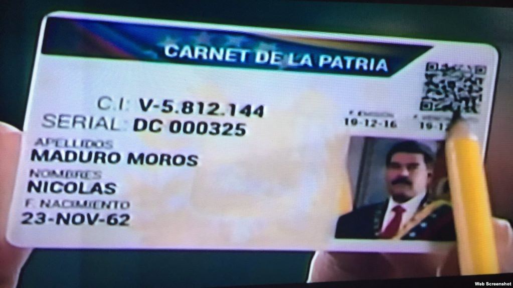 VENEZUELA: “CARNET DE LA PATRIA” PARA COMPRAR GASOLINA