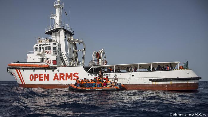 MIGRANTES A ESPAÑA: DON PEDRO I PARECE QUE ESTÁ EN CAMPAÑA