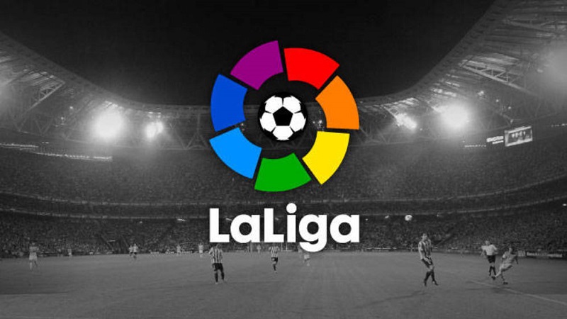 ESPAÑA SE VA A JUGAR EL FÚTBOL A EEUU: ¿Y LOS AFICIONADOS?