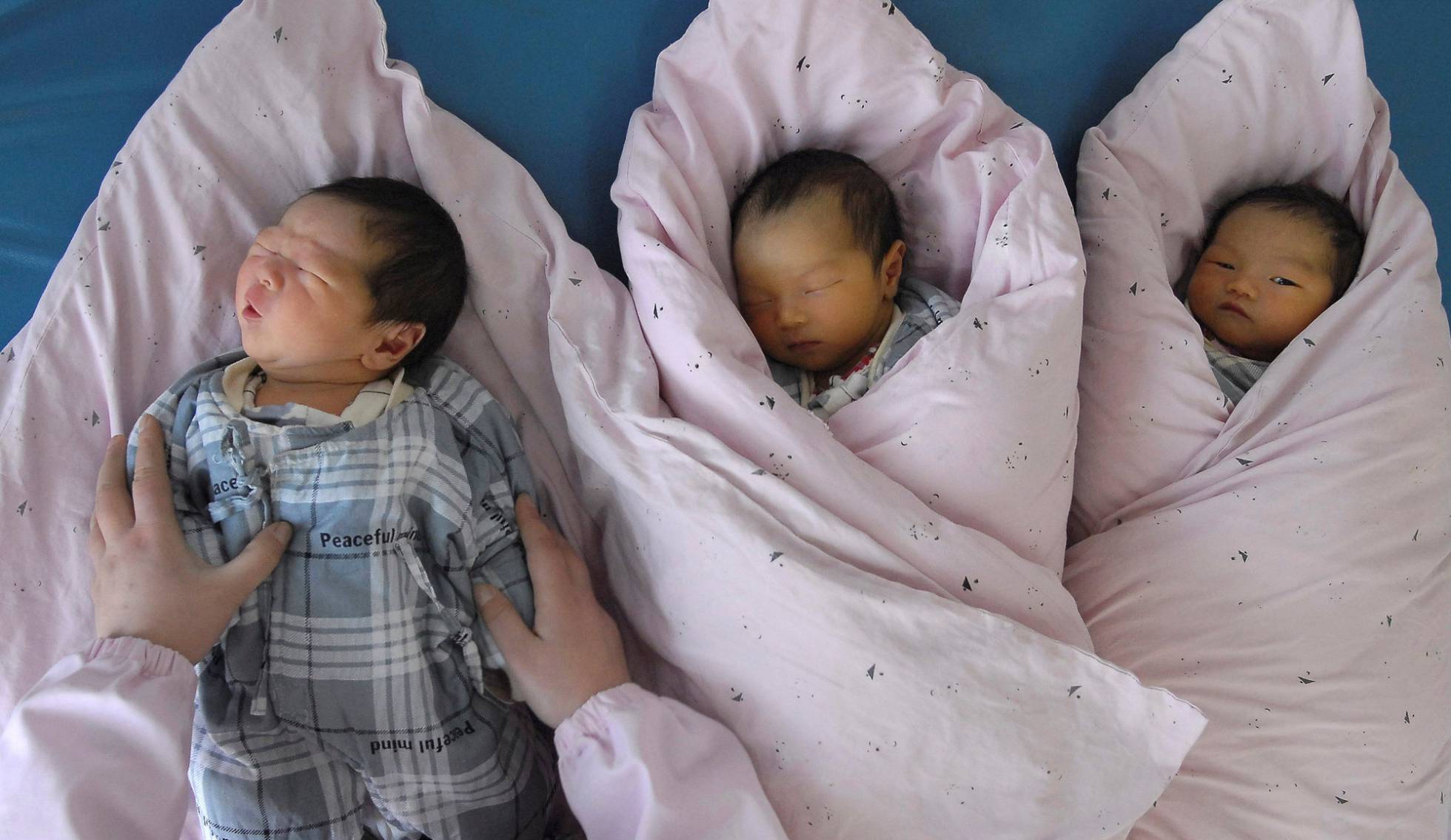 LIBERTAD PARA TENER MÁS DE UN HIJO EN CHINA