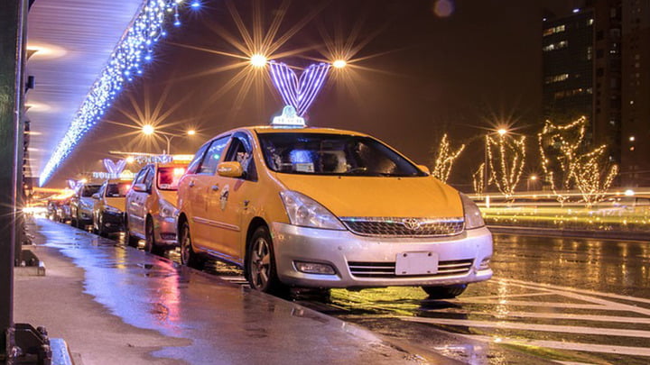 LICENCIAS UBER Y CABIFY: EL GOBIERNO DICE QUE SI Y QUE NO A LA VEZ