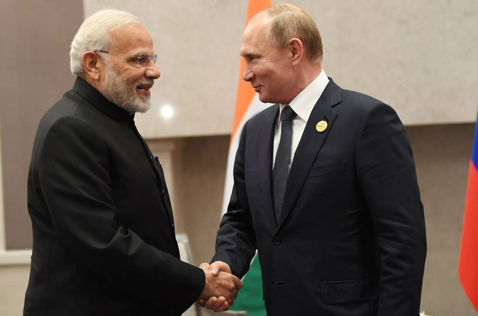 RUSIA: BUSCANDO HUECOS POR TODOS LADOS