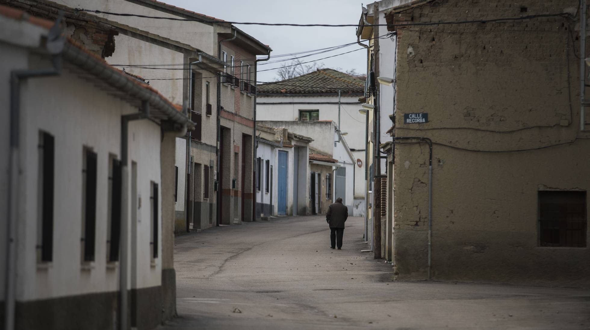 ESPAÑA ESTA DESPOBLADA: ¿PODRÍAN VENIR INMIGRANTES?