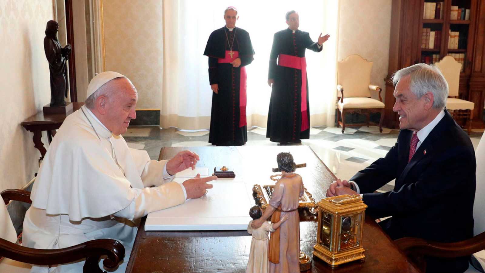 EL PAPA SE COMPROMETE MÁS CONTRA LOS ABUSOS