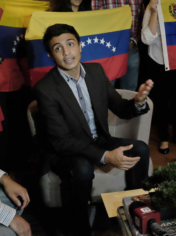 MADURO “EXPORTA” A LIDERES OPOSITORES A ESPAÑA