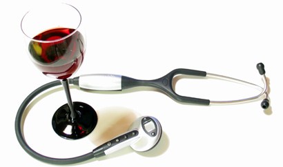 CUMPLAN AÑOS Y PODRÁN BEBER UNA COPA DE VINO, O DOS SI SON HOMBRES