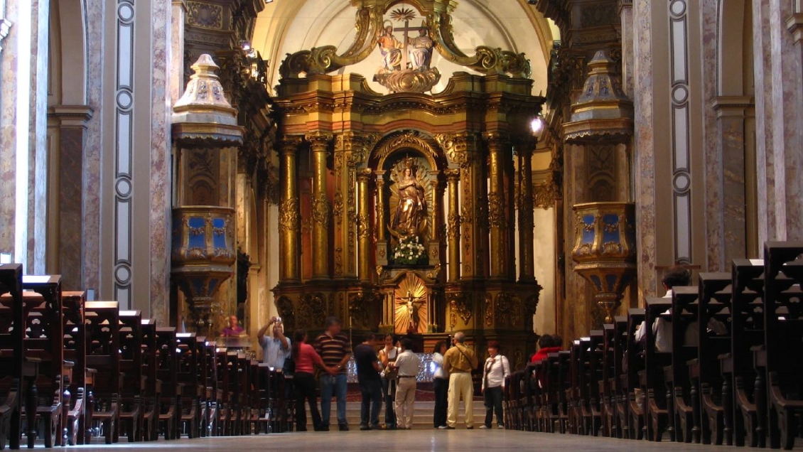 SORPRESA DE LA IGLESIA CATÓLICA ARGENTINA