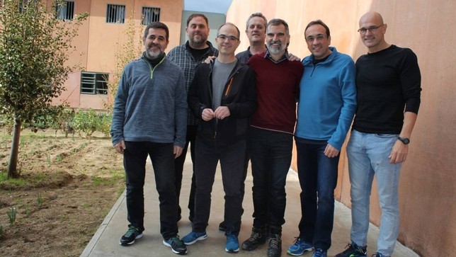 LOS PRESOS SOBERANISTAS FINALIZAN LA HUELGA DE HAMBRE