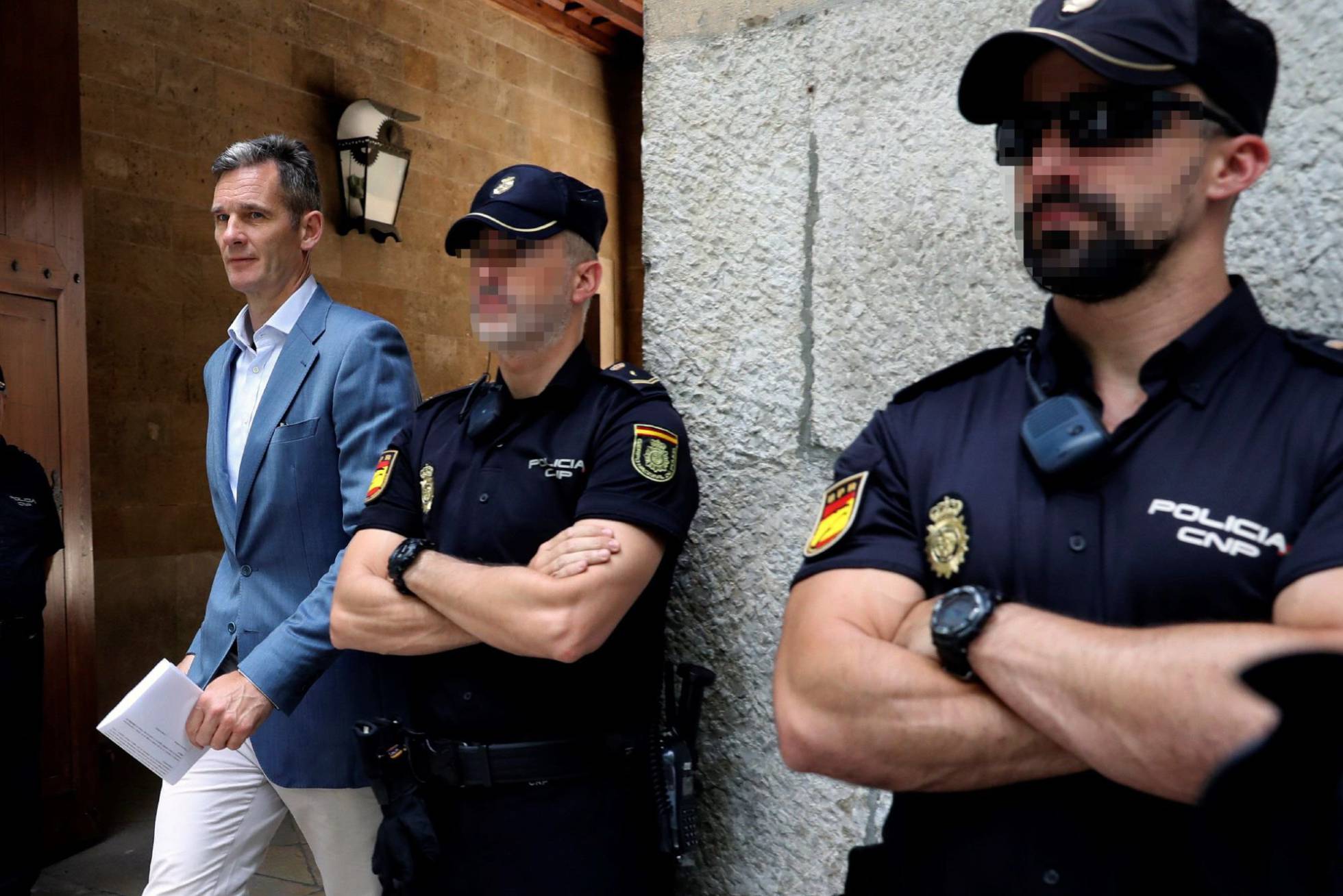 ¡POBRE URDANGARIN SIN GIMNASIO Y EN 140 METRSO CUADRADOS!