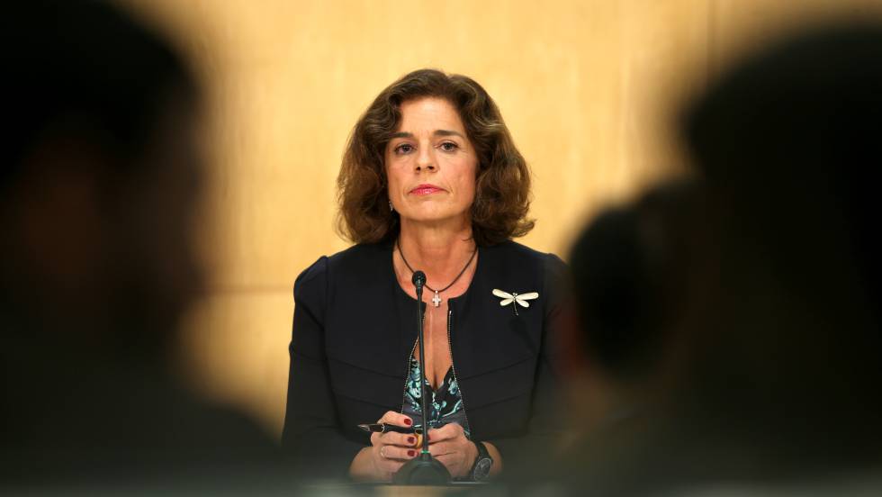 ANA BOTELLA Y 7 EX CARGOS CORRUPCION EN VENTA DE EDIFICIOS