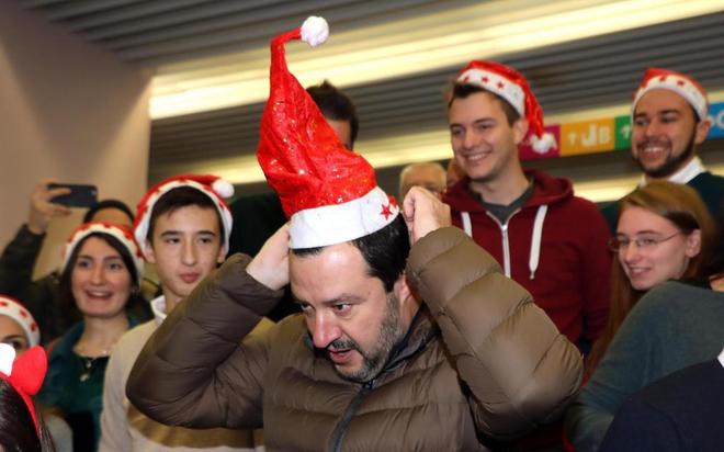 ¡OLÉ SALVINI!: “RACISMO, EGOISMO Y FASCISMO SALVAN VIDAS”