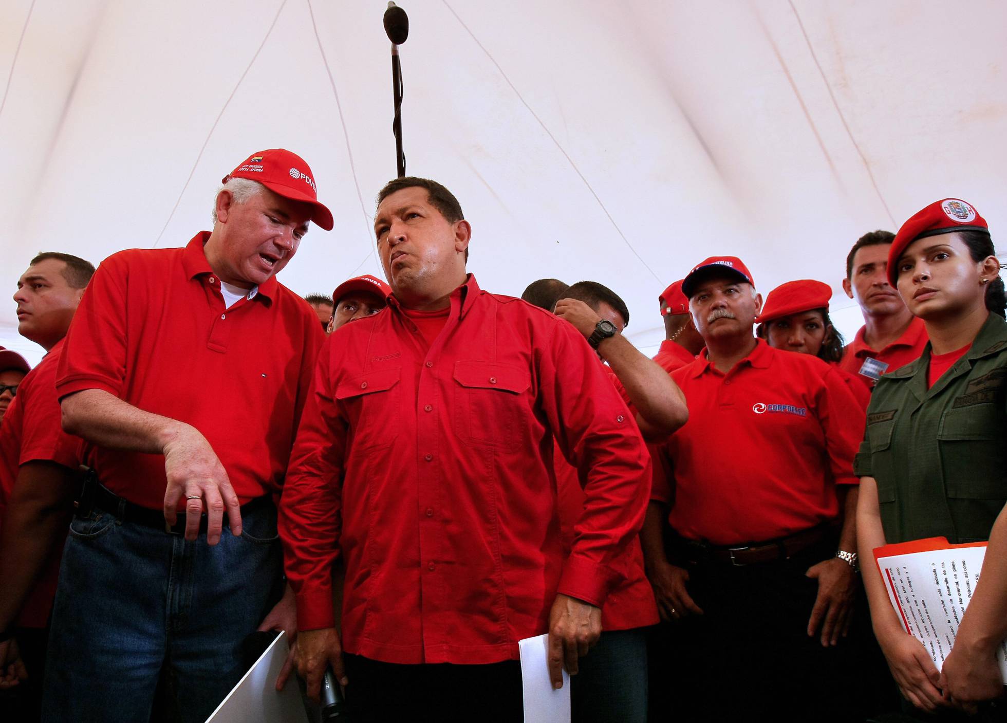 2.000 MILLONES ROBADOS POR DIRIGENTES CHAVISTAS