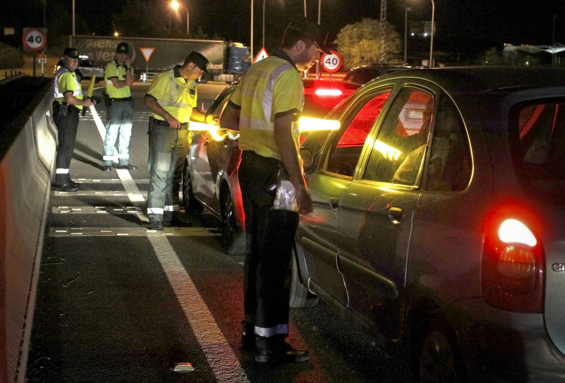 CONDUCTOR POSITIVO A TODAS LAS DROGAS DETECTABLES, PERO SIN ALCOHOL