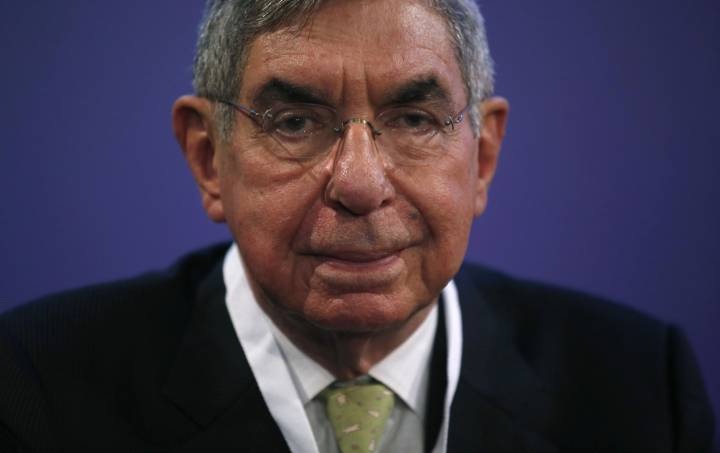 NOBEL DE LA PAZ ACUSADO DE ABUSOS SEXUALES