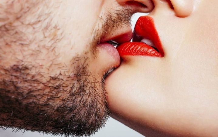 DESCUBREN LA HORMONA QUE DESENCADENA LOS BESOS