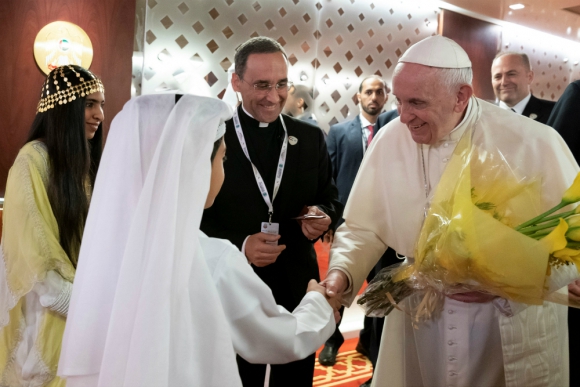 PAPA FRANCISCO: EL TRUMP DEL VATICANO