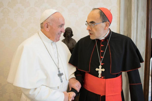 EL PAPA PRESUPONE INOCENCIA DE BARBARIN, YA CONDENADO