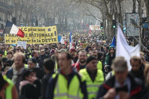 20190323 macron 2